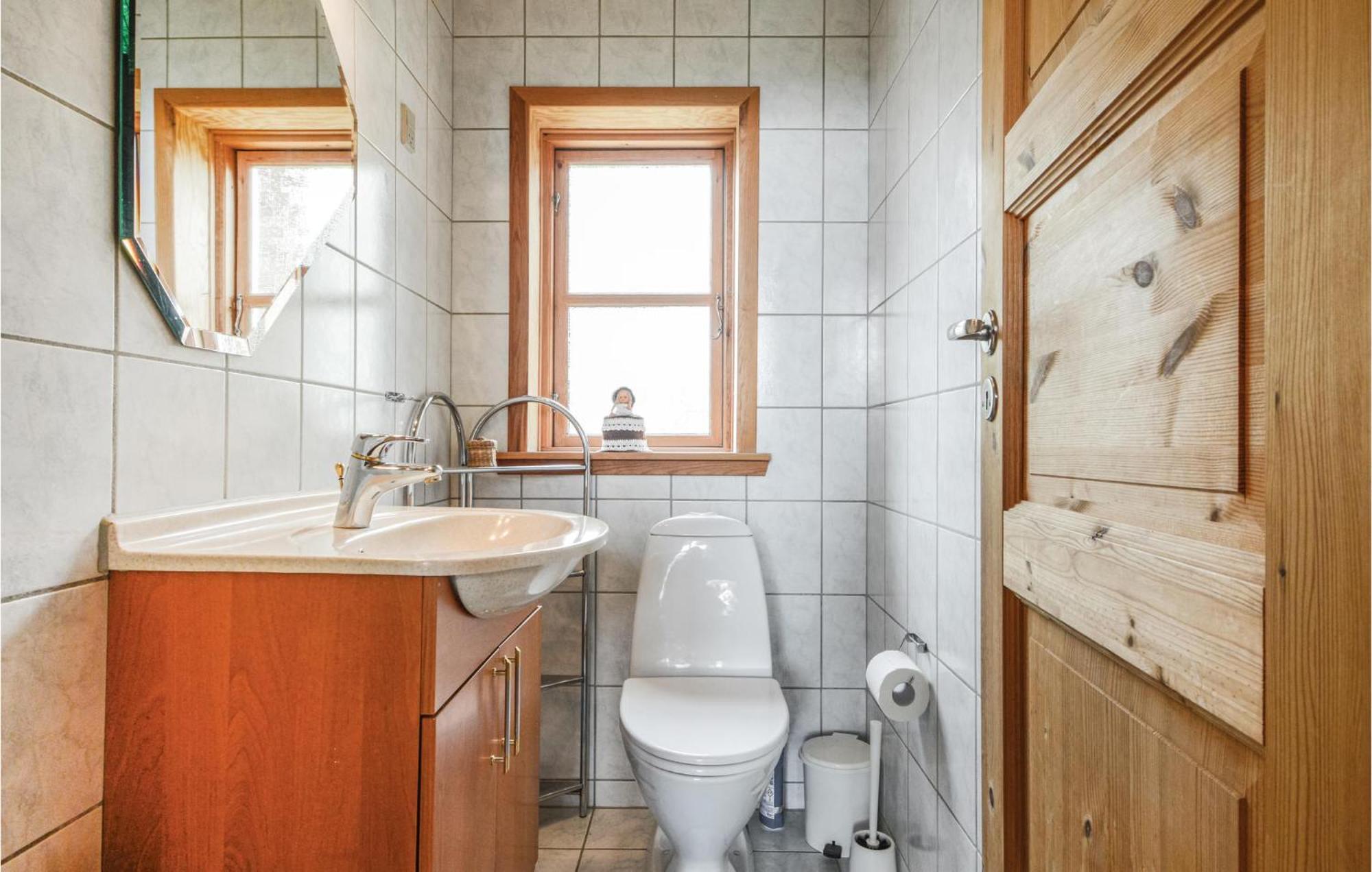 Gorgeous Home In Haderslev With Kitchen Årøsund Exterior foto